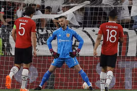 Europa League: M.U bị loại, Juventus và Roma mơ về trận 'nội chiến'