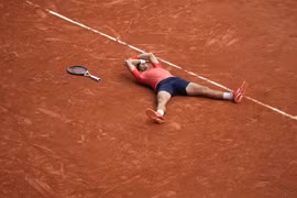 Khoảnh khắc Nole vô địch Roland Garros, lần thứ 23 giành Grand Slam