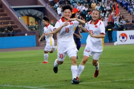 U20 nữ Việt Nam giành chiến thắng đậm 11-0 trước U20 Singapore