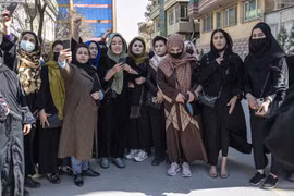 HĐBA ra nghị quyết yêu cầu Taliban từ bỏ lệnh cấm đối với phụ nữ