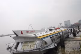 Tàu cánh ngầm sẽ hoạt động trở lại sau 11 tháng nằm “đắp chiếu”
