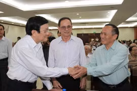 Chủ tịch nước đề nghị cử tri chủ động phát hiện tham nhũng