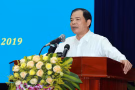 Bộ trưởng Bộ Nông nghiệp và Phát triển Nông thôn Nguyễn Xuân Cường phát biểu tại hội nghị. (Ảnh: Trần Tĩnh/TTXVN)