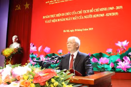Tổng Bí thư, Chủ tịch nước Nguyễn Phú Trọng đọc diễn văn tại buổi lễ. (Ảnh: Trí Dũng/TTXVN)