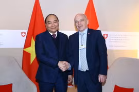Thủ tướng Nguyễn Xuân Phúc hội kiến Tổng thống Thụy Sĩ Ueli Maurer. (Ảnh: Thống Nhất/TTXVN )