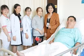Thành phố Hồ Chí Minh cứu sống khách du lịch nước ngoài bị đột quỵ. (Ảnh: TTXVN)