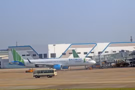 Máy bay của Bambo Airways. (Ảnh: Huy Hùng/TTXVN)
