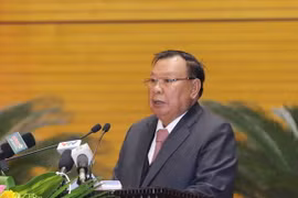 Tổng Bí thư, Chủ tịch nước Lào Bounnhang Vorachith nói chuyện với các đại biểu. (Ảnh: Phương Hoa/TTXVN)