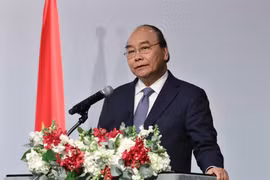 Thủ tướng Nguyễn Xuân Phúc phát biểu tại Diễn đàn doanh nghiệp Việt Nam-Hàn Quốc. (Ảnh: Thống Nhất/TTXVN) 