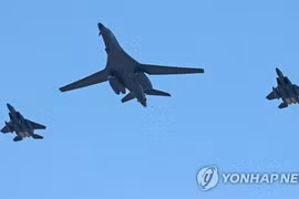 Máy bay ném bom chiến lược B-1B Lancer. (Nguồn: Yonhap)
