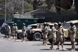 Binh sỹ Ai Cập gác tại thủ đô Cairo. (Nguồn: AFP/TTXVN) 