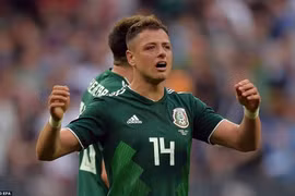 Chicharito khóc sau khi Mexico đánh bại Đức.