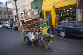 Một người lao động ở Brazil. (Nguồn: vcpost.com)