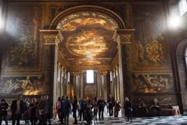 Phòng Bích họa-The Painted Hall-mở cửa trở lại đón du khách sau 2 năm trùng tu. (Ảnh: Tuấn Anh/Vietnam+) 
