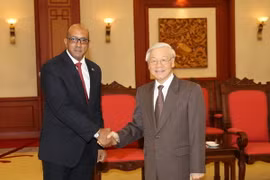 Tổng Bí thư Nguyễn Phú Trọng tiếp Đại sứ Cuba Herminio Lopez Diaz đến chào từ biệt nhân kết thúc nhiệm kỳ công tác tại Việt Nam. (Ảnh: Trí Dũng/TTXVN)