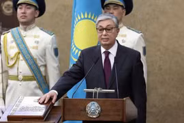 Ông Kassym - Jomart Tokayev tuyên thệ nhậm chức. (Nguồn: Reuters)