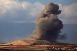 Khói bốc lên sau một cuộc xung đột tại Syria. (Nguồn: AFP/TTXVN) 