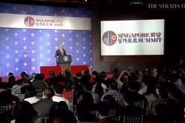 Tổng thống Donald Trump tại buổi họp báo. (Nguồn: straitstimes.com)