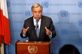 Tổng Thư ký Liên hợp quốc Antonio Guterres phát biểu với báo giới tại New York, Mỹ ngày 18/10. (Nguồn: THX/TTXVN)