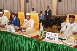 Lãnh đạo các nước thành viên của Cộng đồng Sahel-Sahara tham dự hội nghị ở N'Djamena, Cộng hòa Chad ngày 13/4. (Nguồn: AFP/TTXVN) 