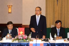 Ông Nguyễn Thiện Nhân, Ủy viên Bộ Chính trị, Bí thư Thành ủy Thành phố Hồ Chí Minh phát biểu tại hội đàm. (Ảnh: Thanh Vũ/TTXVN) 