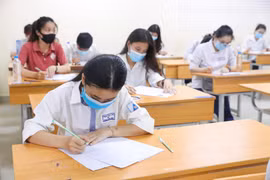Thí sinh dự thi tốt nghiệp trung học phổ thông. (Ảnh: Minh Sơn/Vietnam+)
