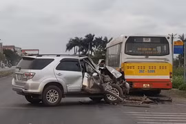Hiện trường vụ tai nạn. (Ảnh: Trọng Lịch/Vietnam+)