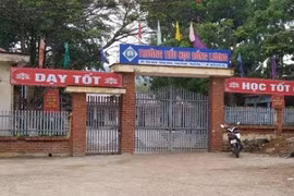 Nam thanh niên đâm chém ở trường tiểu học làm 6 người thương vong