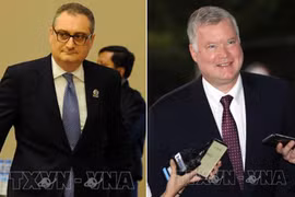 Thứ trưởng Ngoại giao Nga Igor Morgulov (trái) và ông Stephen Biegun (phải), đặc phái viên của Tổng thống Mỹ về vấn đề Triều Tiên. (Nguồn: AFP-Yonhap/TTXVN)