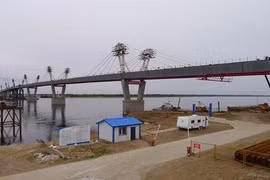 Một cây cầu đường sắt xuyên biên giới Trung Quốc-Nga đang được xây dựng. (Nguồn: globaltimes.cn)