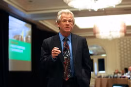 Nhà kinh tế học Peter Navarro sẽ làm Giám đốc Hội đồng Thương mại quốc gia của Nhà Trắng. (Nguồn: The New York Times/TTXVN)