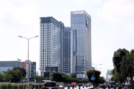 Một tòa nhà chung cư trên đường Điện Biên Phủ, quận Bình Thạnh, Thành phố Hồ Chí Minh. (Ảnh: Hồng Đạt/TTXVN)