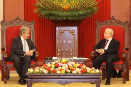Tổng Bí thư Nguyễn Phú Trọng tiếp Tổng Thư ký Liên hợp quốc Antonio Guterres. (Ảnh: Trí Dũng/TTXVN)