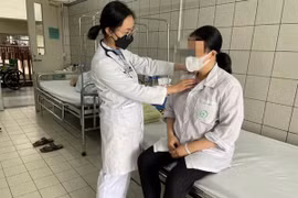 Mắc ung thư tuyến giáp và u tuyến thượng thận vẫn sinh con thành công