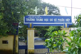 Buộc thôi việc 19 nhân viên y tế học đường sử dụng bằng giả