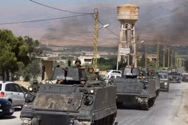 Quân đội Liban ồ ạt điều xe tăng và lính đặc nhiệm tới Tripoli