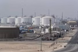 Khu công nghiệp Ras Laffan, cơ sở sản xuất khí gas hóa lỏng của Qatar, do công ty dầu khí Qatar Petroleum quản lý, cách Doha 80km về phía bắc ngày 6/2. (Nguồn: AFP/TTXVN)