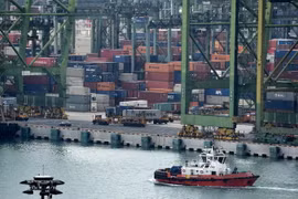 Một cảng hàng hóa ở Singapore. (Nguồn: AFP/TTXVN)