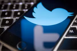 Nga phạt hai trang mạng xã hội Facebook và Twitter. (Nguồn: TASS)