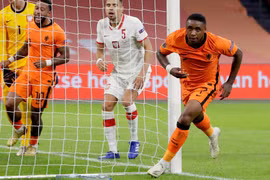 Steven Bergwijn mang chiến thắng về cho Hà Lan. (Nguồn: Getty Images)