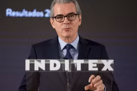Giám đốc điều hành Inditex, ông Pablo Isla tại cuộc họp báo ở Arteixo, Tây Ban Nha. (Ảnh: AFP/TTXVN)