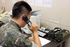 Đường dây liên lạc giữa hai miền Triều Tiên. (Ảnh: Getty Images/TTXVN)