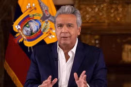 Tổng thống Ecuador Lenin Moreno phát biểu tại cuộc họp báo ở Quito. (Ảnh: AFP/TTXVN)