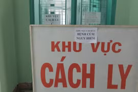 Khu cách ly của Bệnh viện Nhiệt đới Khánh Hòa - nơi đang thực hiện công tác tiếp nhận khám ca bệnh nghi nghi ngờ nhiễm chủng virus corona mới và cách ly chờ kết quả xét nghiệm. (Ảnh: Phan Sáu/TTXVN)