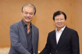 Phó Thủ tướng Trịnh Đình Dũng đã tiếp ông Robert Yap, Chủ tịch Điều hành Tập đoàn YCH (Ảnh: Dương Giang/TTXVN)