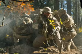 Lone Survivor: Sự khốc liệt đến trần trụi của chiến tranh