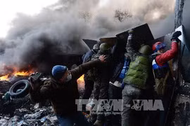 Ukraine lo người biểu tình chiếm nhà máy điện hạt nhân