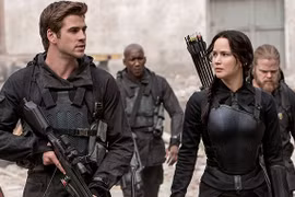 "Hunger Games: Mockingjay 1" và sự bạo liệt của "đấu trường chính trị"