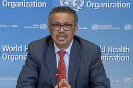 Tổng Giám đốc WHO Tedros Adhanom Ghebreyesus phát biểu tại một cuộc họp báo ở Geneva, Thụy Sĩ. (Ảnh: AFP/TTXVN)