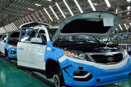 Xuất xưởng xe du lịch Sorento CKD. (Ảnh: Trần Tĩnh/TTXVN)